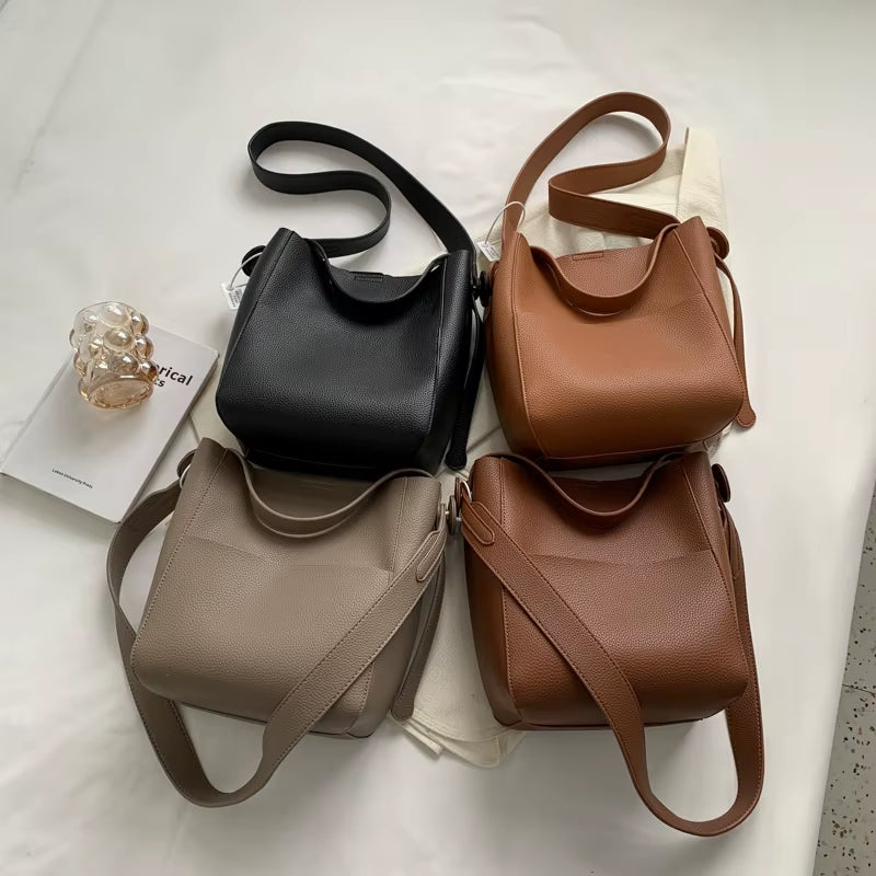 2024 Wide Strap Message Handbag Women Shoulder Bags Leather Soft Casual Bucket Large Capacity Simple Multi-Function Luxury Tote