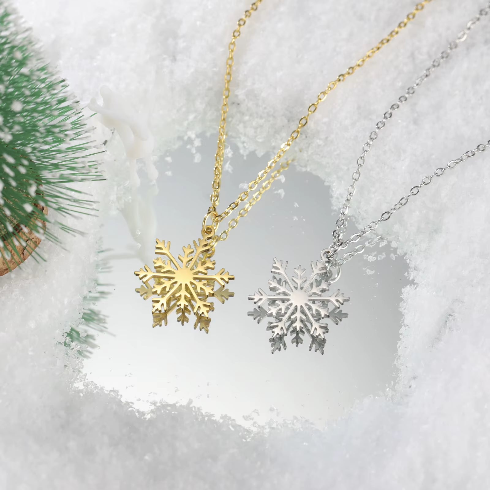 Snowflake Pendant Necklace for Women Stainless Steel Clavicle Chain Choker Fashion Couple Jewelry Valentine'S Day Gift