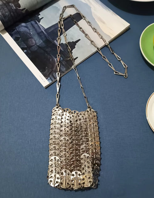 Load image into Gallery viewer, Luxury Designer Women&#39;S Bag Trend Hand Woven Hollow Metal Chain Tote Bag Clutch Female Bag Travel Holiday Shoulder Bag Handbag
